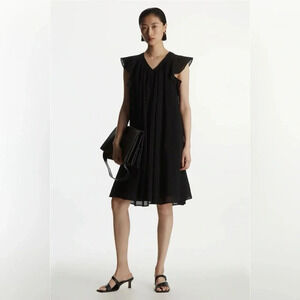 COS Ruffled Cap Sleeve Mini Dress Flowy Black 
Size 4